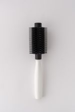 TANGLE TEEZER Расческа для укладки феном маленькая черная Blow-Styling Round Tool Small