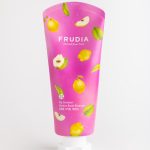 FRUDIA Молочко для тела с айвой