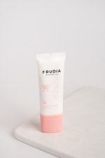 FRUDIA Солнцезащитный крем-праймер с матирующим эффектом SPF50 — изображение 2