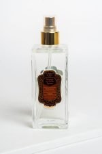 La Sultane de Saba Парфюмированный увлажняющий спрей для тела Амбра, Ваниль и Пачули, 200мл — изображение 2