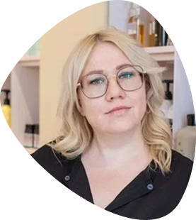 Анна топ-стилист по волосам